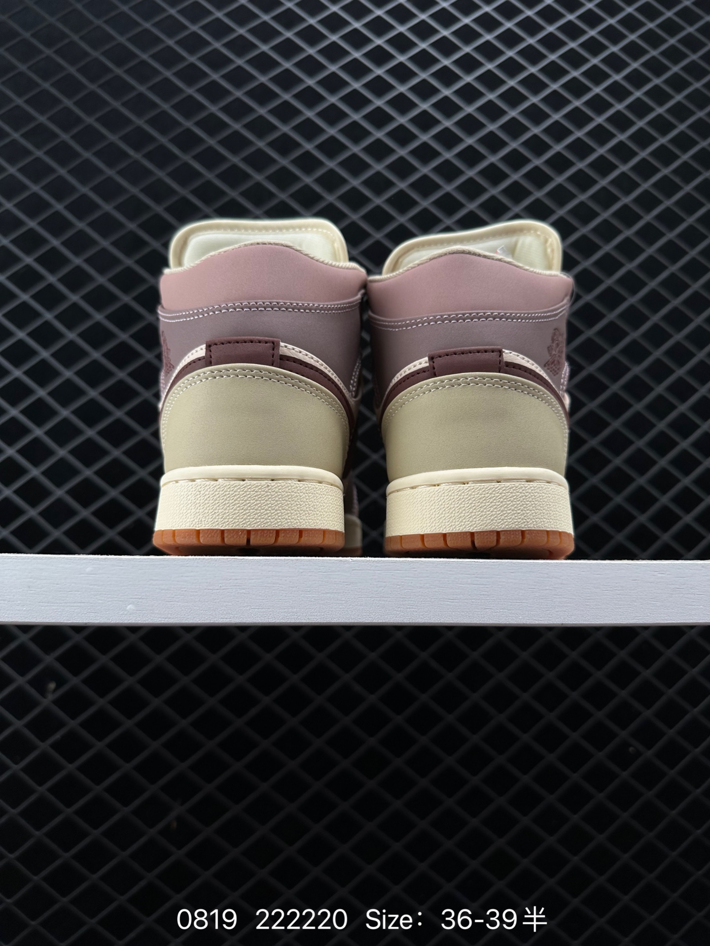 NIKE AIR JORDAN 1 MID AJ1